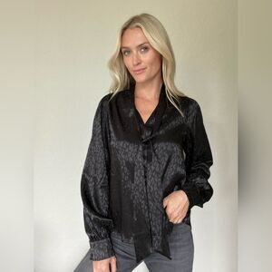 SIX/FIFTY Boutique Freya Top Blouse in Black  Office Work Career Size Medium